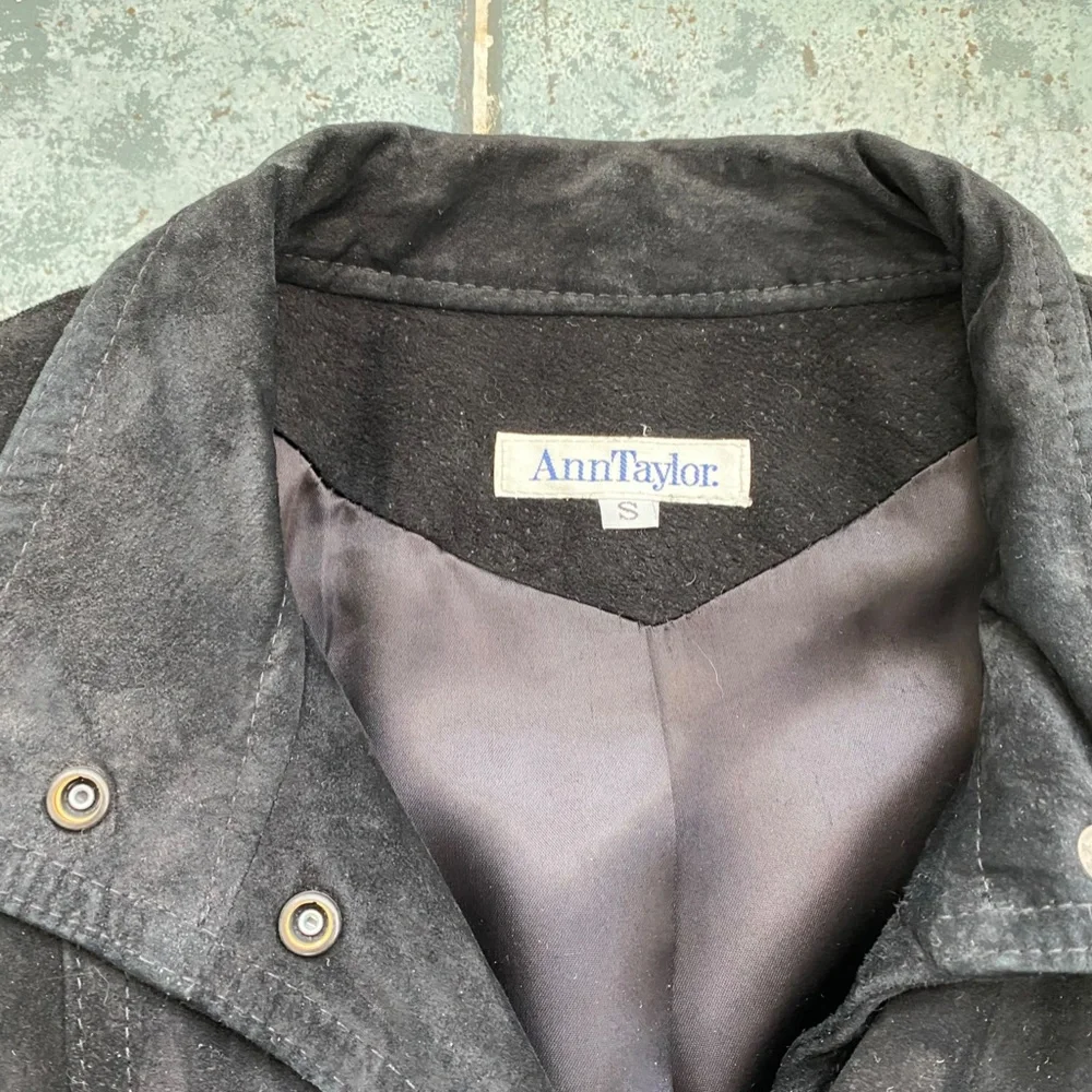 Vintage Black Suede Oversize Bomber Jacket - Picture 6 of 6